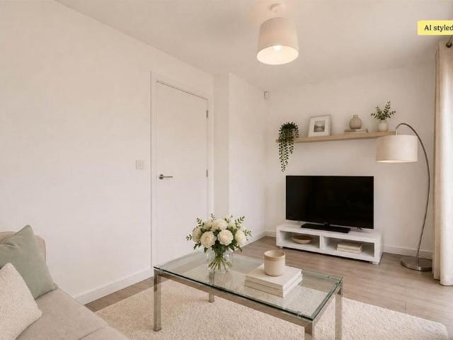 2 bedroom end of terrace house to rent