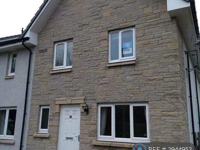 2 bedroom end of terrace house to rent