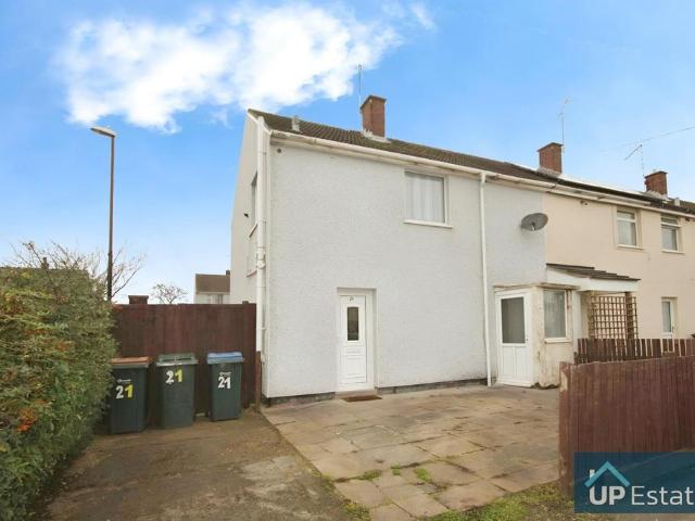 2 bedroom end of terrace house to rent