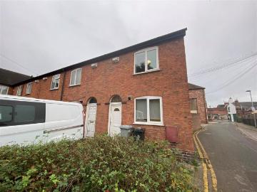 2 bedroom end of terrace house to rent