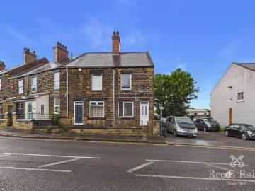 2 bedroom end of terrace house to rent