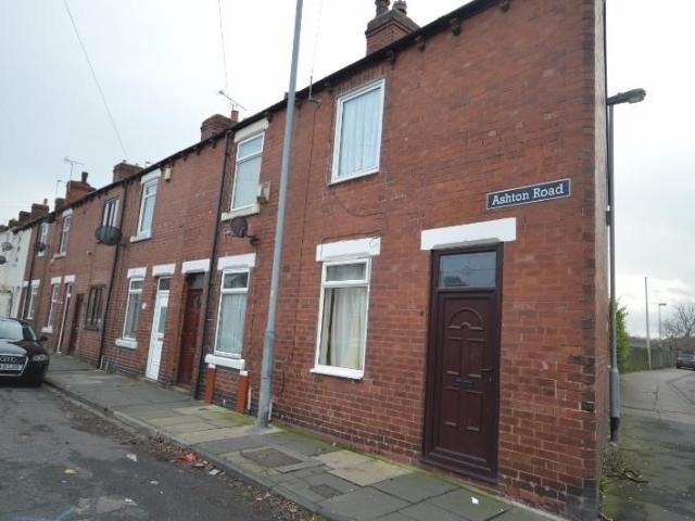 2 bedroom end of terrace house to rent