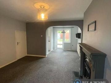 2 bedroom end of terrace house to rent