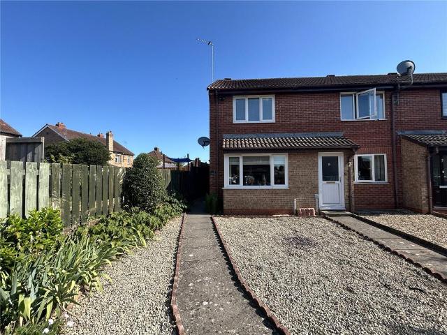 2 bedroom end of terrace house to rent
