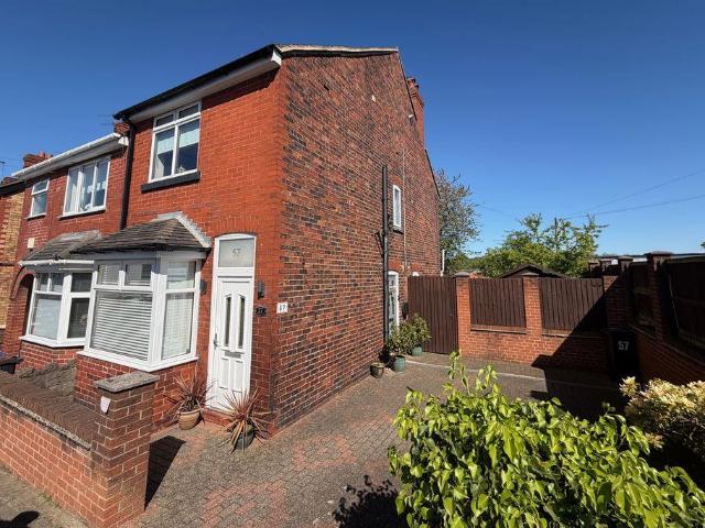 2 bedroom end of terrace house to rent