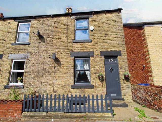 2 bedroom end of terrace house to rent