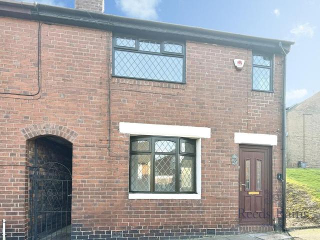 2 bedroom end of terrace house to rent