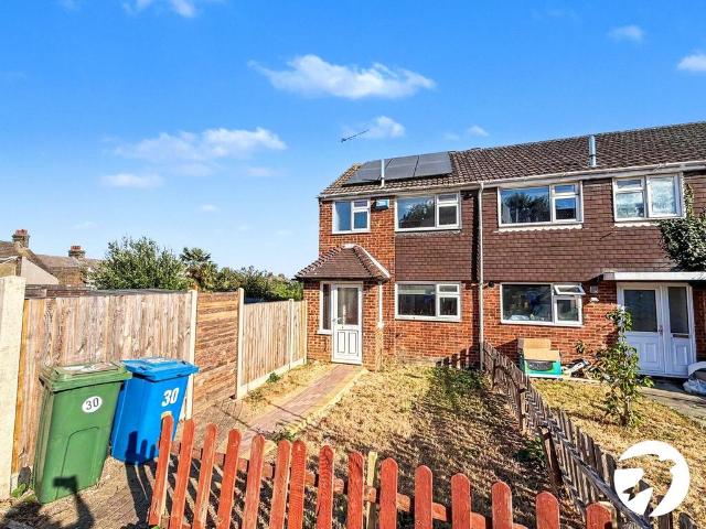 2 bedroom end of terrace house to rent