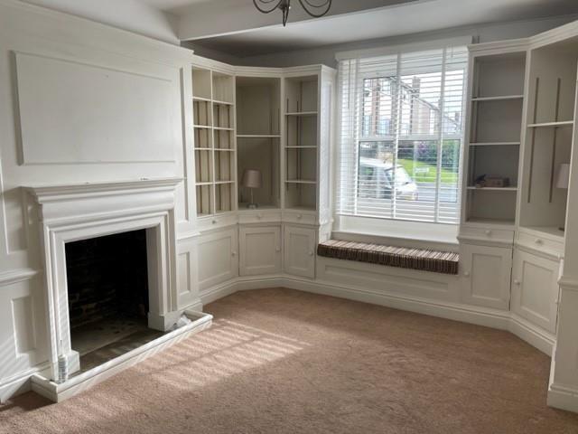 2 bedroom end of terrace house to rent