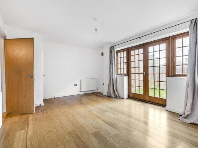 2 bedroom end of terrace house to rent