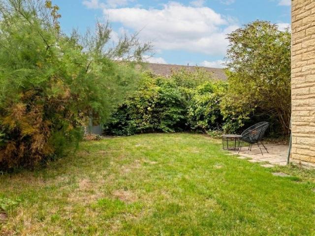 2 bedroom end of terrace house to rent