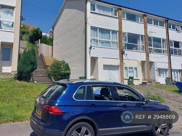 2 bedroom end of terrace house to rent