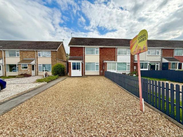 2 bedroom end of terrace house to rent