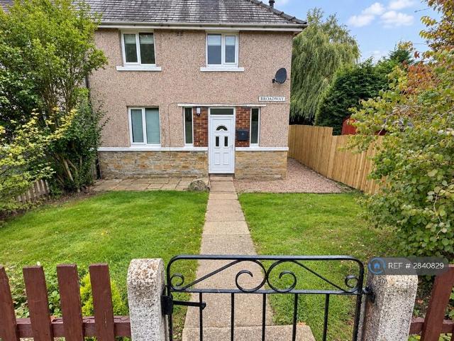 2 bedroom end of terrace house to rent