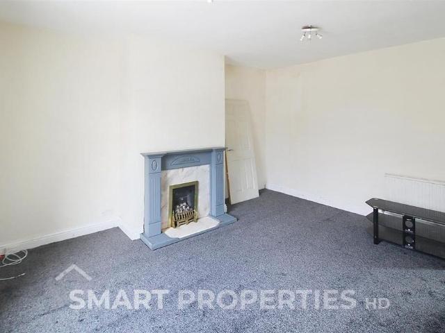 2 bedroom end of terrace house to rent