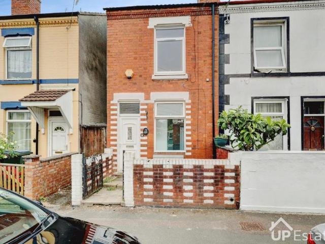 2 bedroom end of terrace house to rent