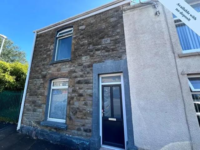 2 Bedroom End Of Terrace House To Rent In Cae Rowland Street, Cwmbwrla, Swansea, SA5