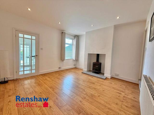 2 Bedroom End Of Terrace House To Rent In Kingsway, Ilkeston, Derbyshire, DE7
