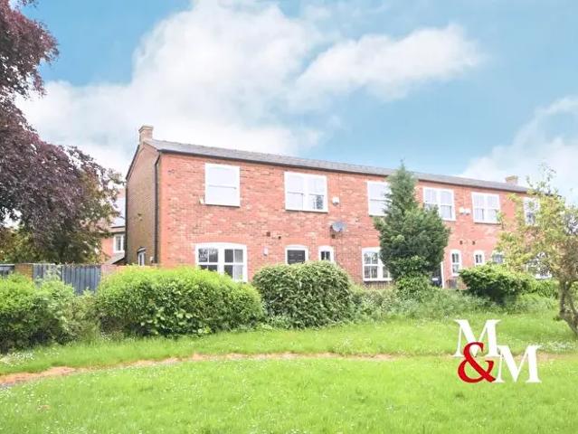 2 Bedroom End Of Terrace House To Rent In Peacehaven, LU7