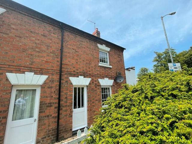 2 Bedroom End Of Terrace House To Rent In Shipston Road, Stratford upon Avon, CV37