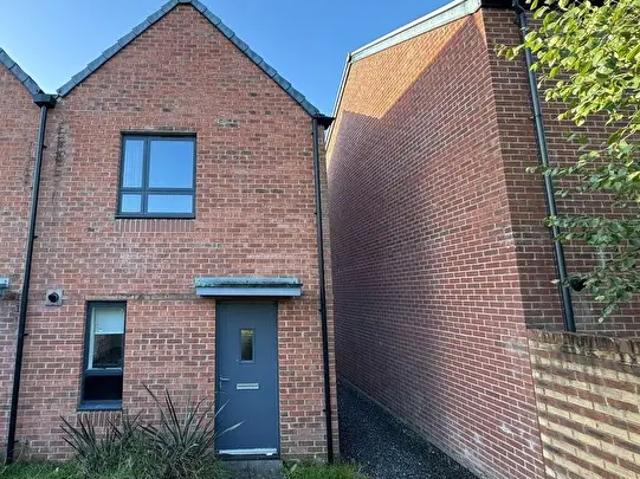 2 Bedroom End Of Terrace House To Rent In Sir Harry Secombe Court, Swansea, SA1