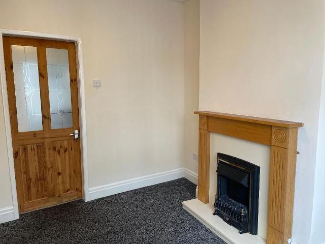 2 Bedroom End Terraced House To Rent