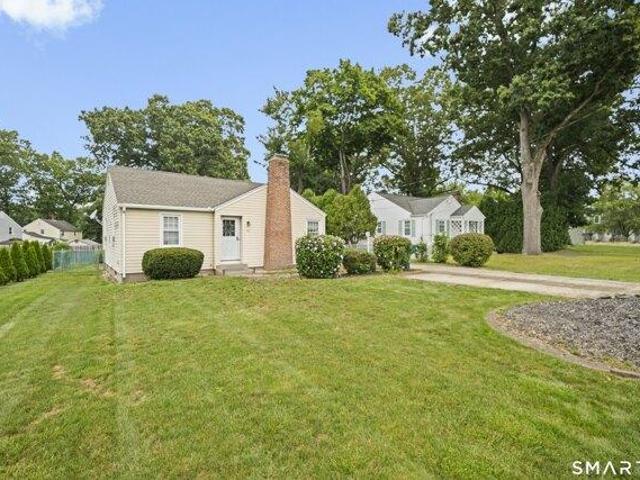 2 bedroom, Enfield CT 06082 105427229