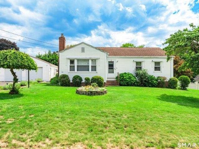 2 bedroom, Enfield CT 06082 105193235