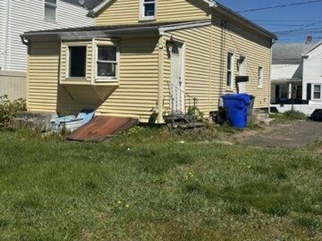 2 bedroom, Enfield CT 06082 105207414