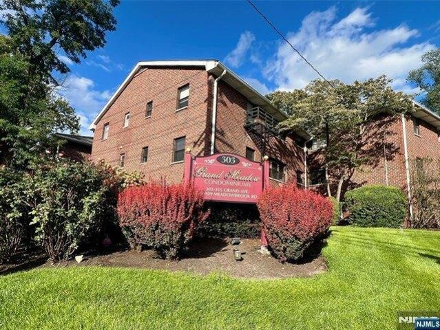 2 bedroom, Englewood NJ 07631 105320184