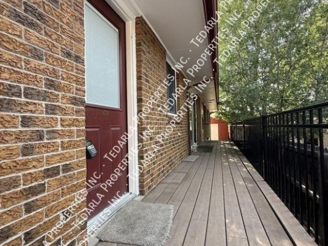 2 bedroom, Englewood CO 80113 LS103591114