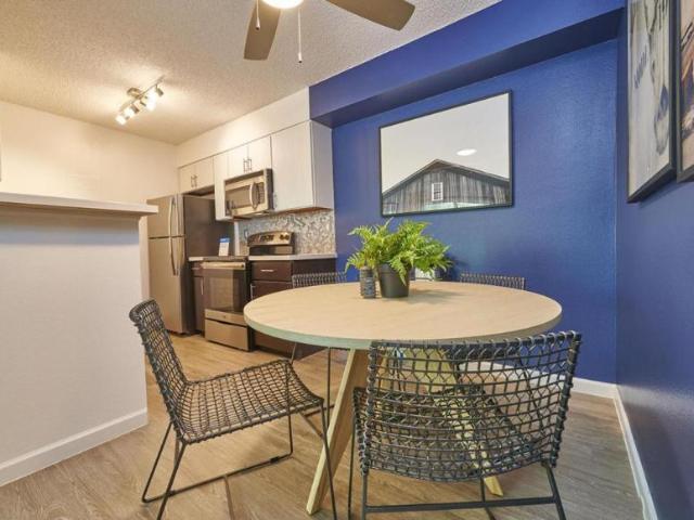 2 bedroom, Englewood CO 80113 103973112