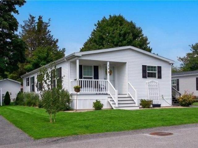 2 bedroom, East Greenwich RI 02818 105694751