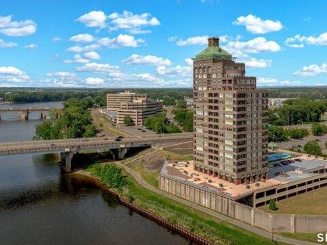 2 bedroom, East Hartford CT 06108 105440578