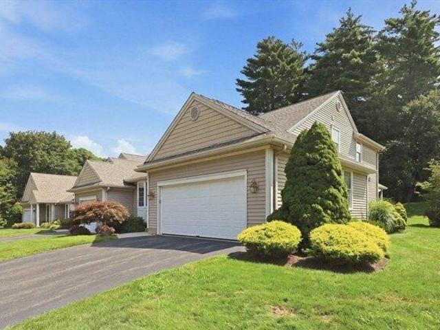 2 bedroom, East Longmeadow MA 01028 105125811