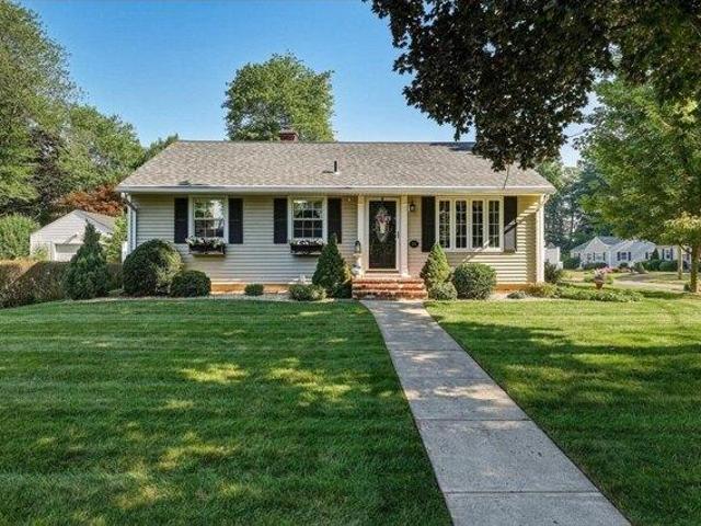 2 bedroom, East Longmeadow MA 01028 105255320
