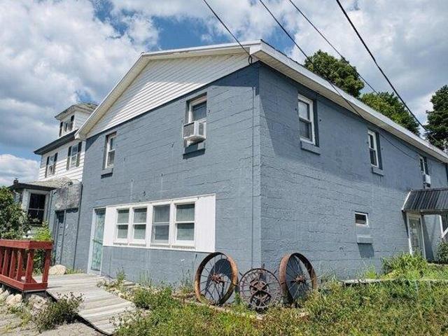 2 bedroom, East Millinocket ME 04430 105662029