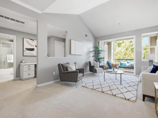 2 bedroom, East Palo Alto CA 94303 106219258
