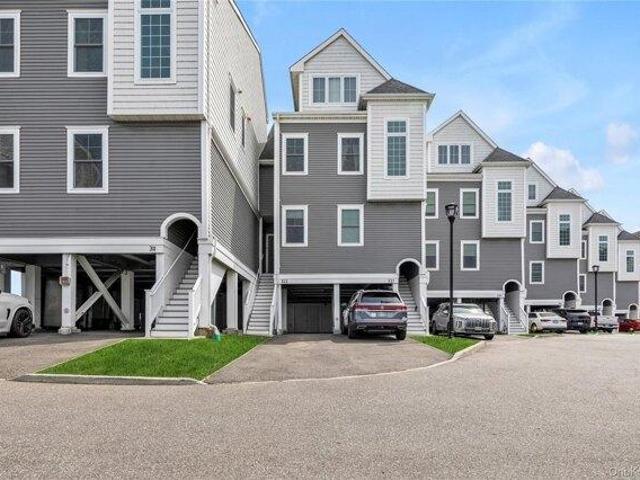 2 bedroom, East Rockaway NY 11518 103624640