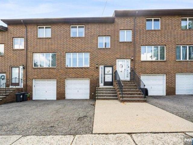 2 bedroom, East Rutherford NJ 07073 105318954