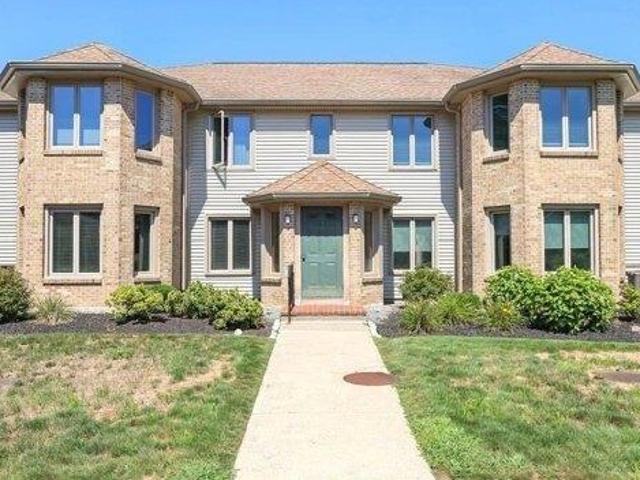2 bedroom, Easton MA 02334 105365225