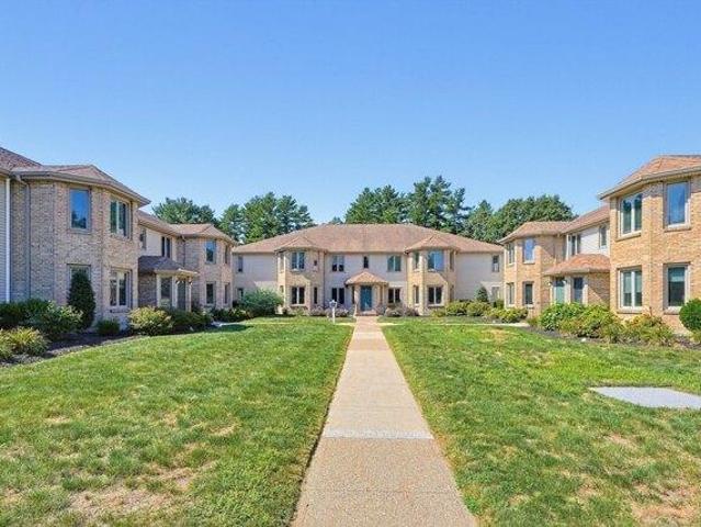 2 bedroom, Easton MA 02334 105659184