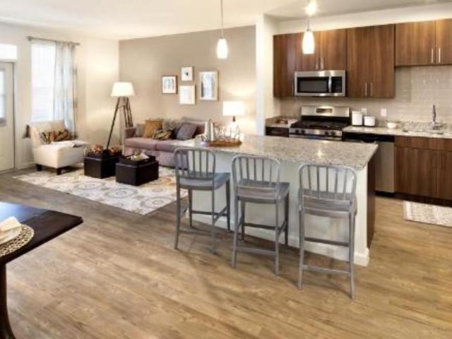 2 bedroom, Easton MA 02375 LS102980609
