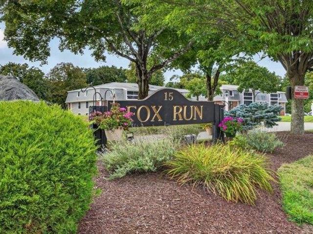 2 bedroom, Easton MA 02375 105532688