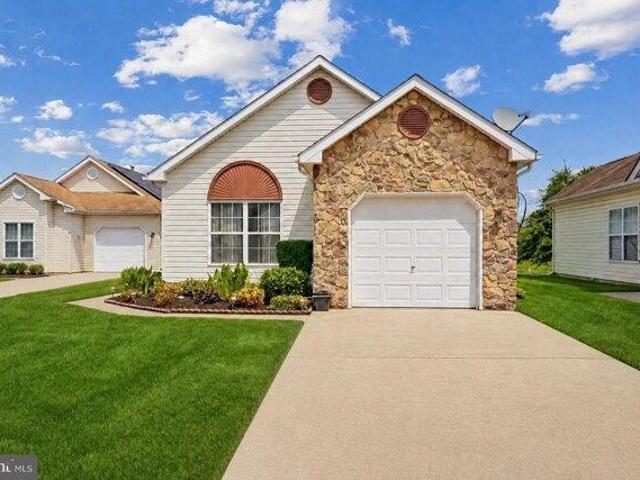 2 bedroom, Edgewater Park NJ 08010 105290237