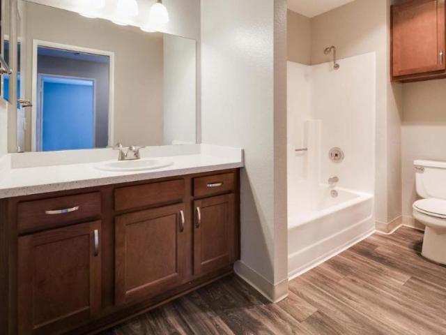 2 bedroom, El Cajon CA 92020 105903236