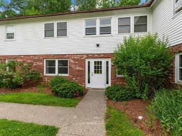 2 bedroom, Essex Junction VT 05452 103437891