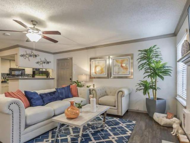 2 bedroom, Euless TX 76039 105853375