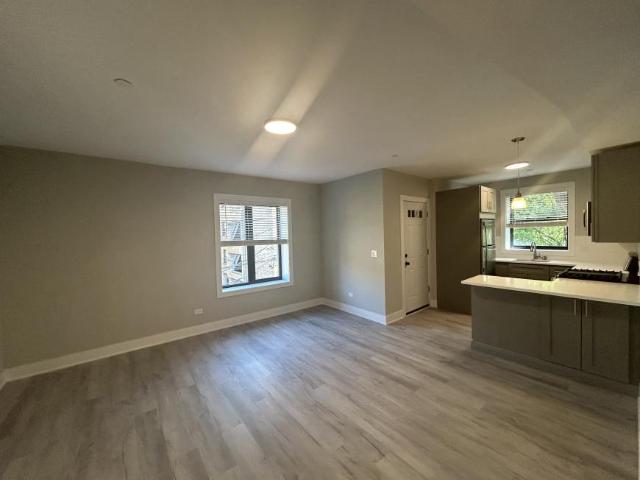 2 bedroom, Evanston IL 60202 104989420