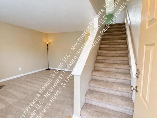 2 bedroom, Everett WA 98208 LS105777962